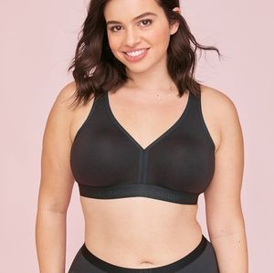 3 Cacique 42DDD Bras NWT